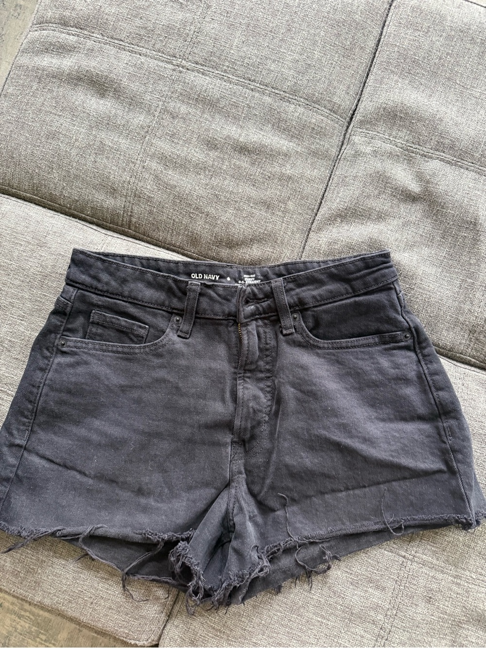 Old Navy High-Rise Curvy O.G Straight 2” Cutoff Shorts